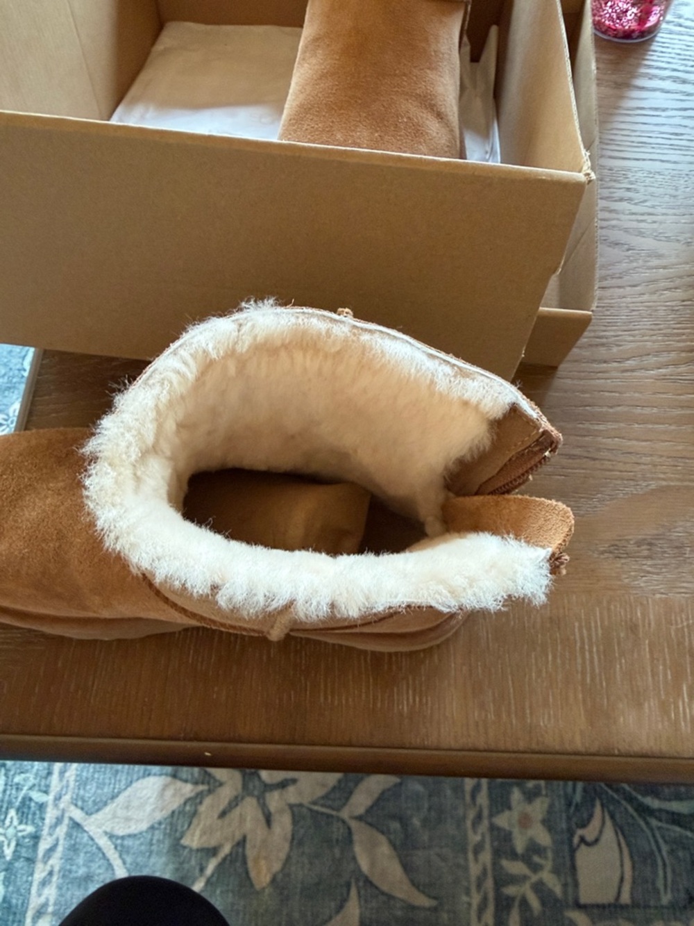 Ugg Chestnut Suede Shearling Lined Short Boot - Picture 5 of 8